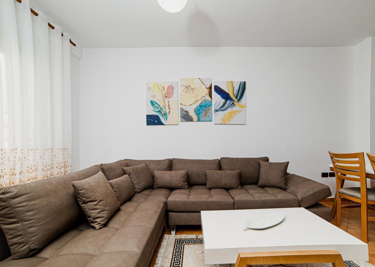 Ajla Apartment ดูร์เรส ภายนอก รูปภาพ